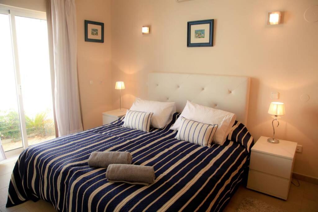 Vila G, Mira Luz ภายนอก รูปภาพ